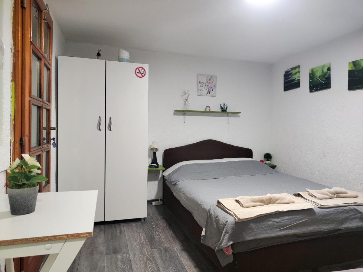 סקופיה Vini Studio With Private Parking מראה חיצוני תמונה